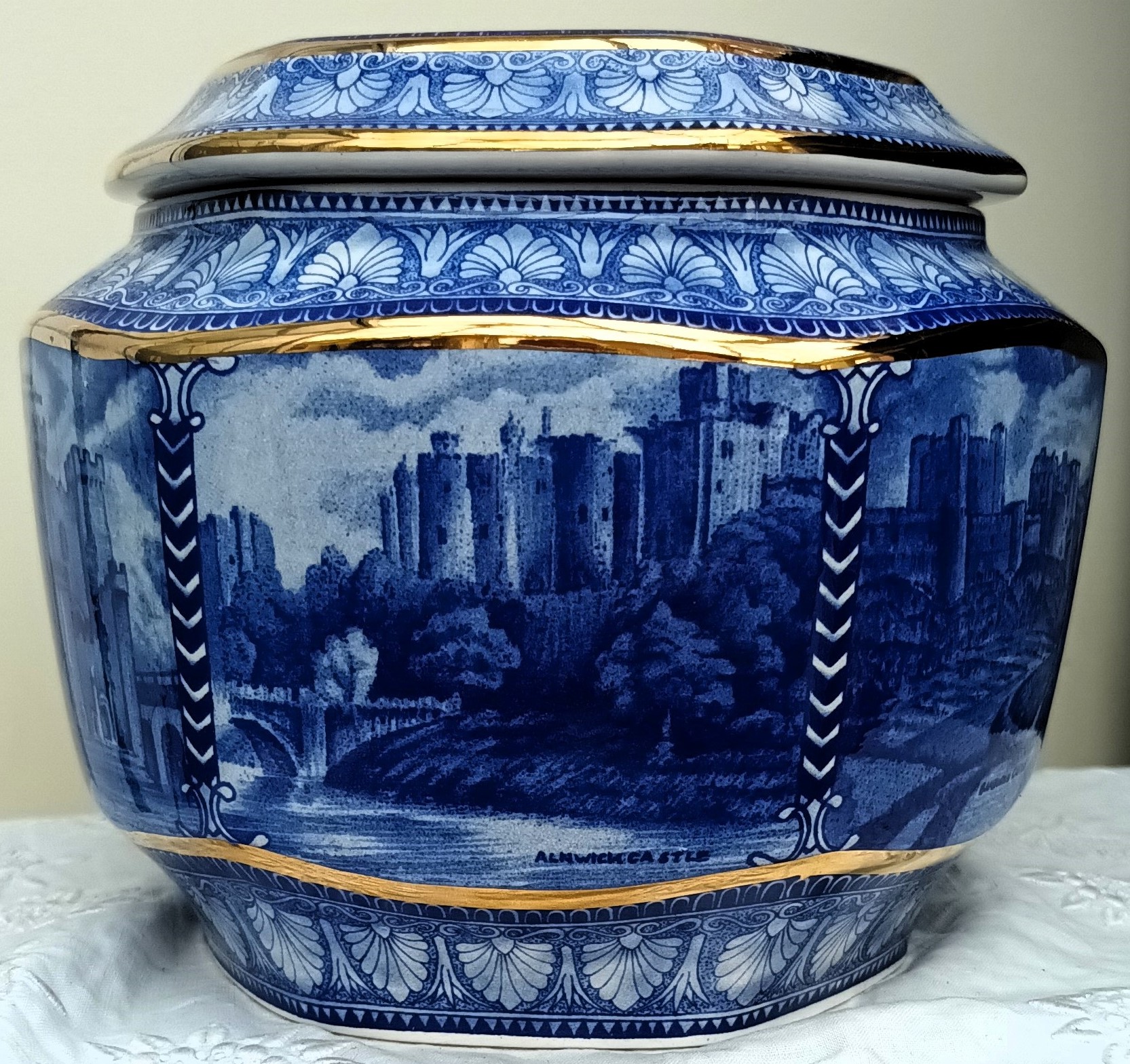 Wade / Ringtons Blue & White Millenium 2000 Tea Caddy - Image 6